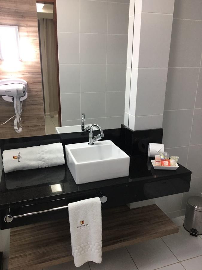 סנטה קרוז דו קפיבאריבה Etiqueta Hotel מראה חיצוני תמונה